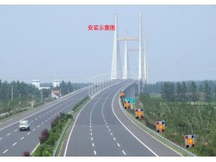 桥梁智能预警屏 太阳能停/慢/缓字爆闪灯 公路智能预警系统图2