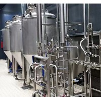 啤酒厂啤酒设备价格   年产万吨精酿啤酒设备